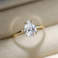 Pear Cut Moissanite Engagement Ring | 925 Sterling Silver - chiccharm